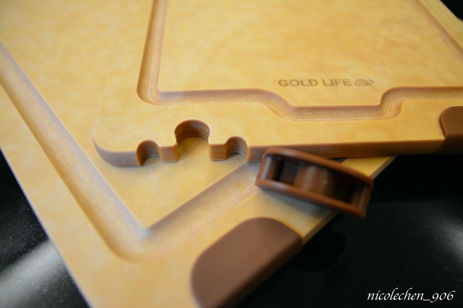 ﹝廚房好物﹞闔樂泰GOLD LIFE 木纖維砧板∣可放入洗碗機∣超止滑 可以當桿麵墊的砧板∣四種尺寸符合各種需求∣砧板推薦∣ - 第10張圖