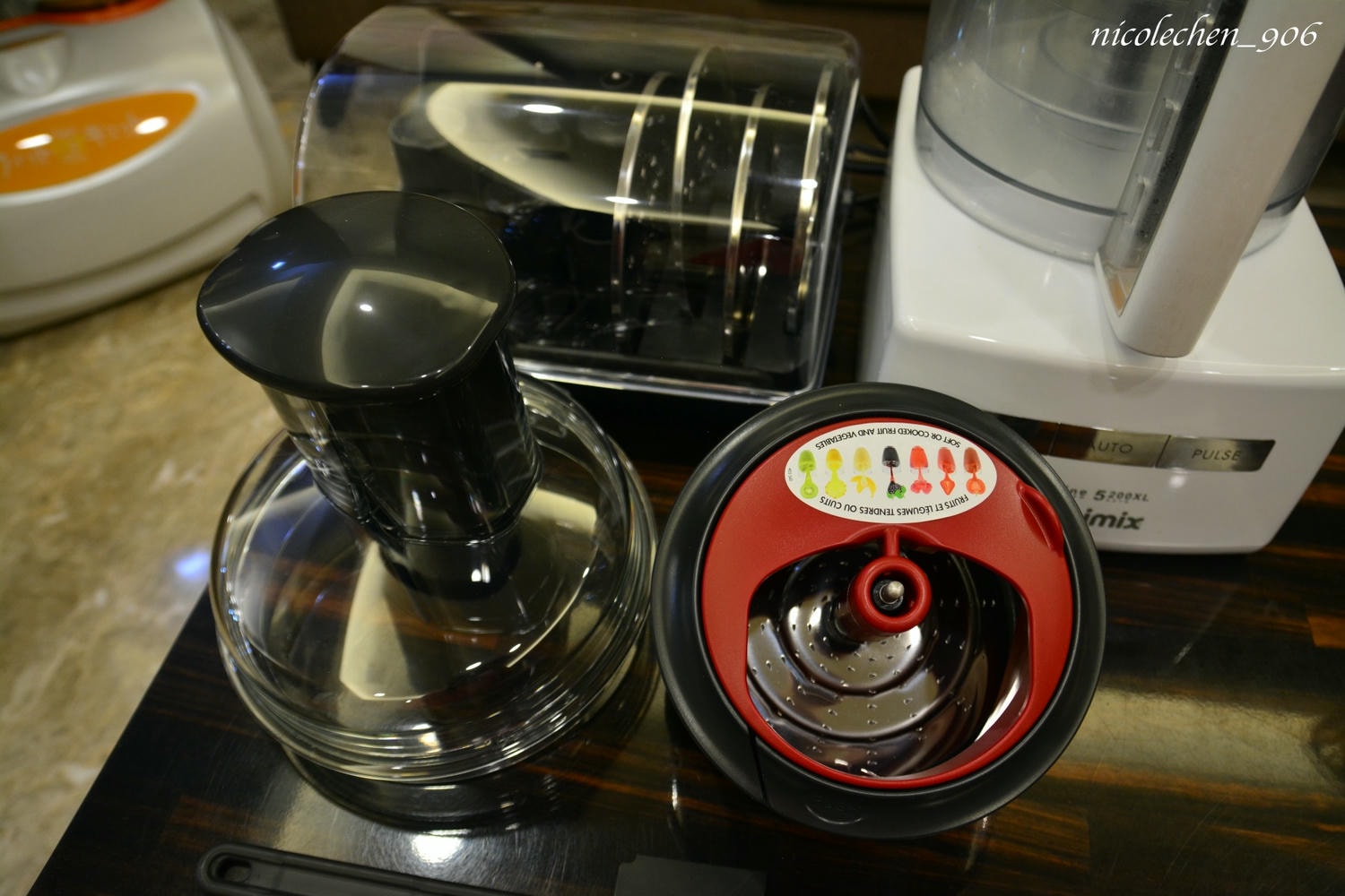 ﹝廚房好物﹞法國magimix 食物處理機∣廚房必備家電 食物調理機∣愛用五年的廚房神隊友∣打發蛋白跟打麵糰也沒問題∣毛小孩的鮮食也交給它搞定∣全機法國製∣ - 第6張圖