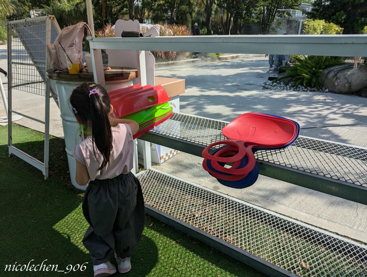 ﹝親子景點﹞彰化好田森林∣彰化親子景點∣寵物友善景點∣可以放電一整天的好所在∣有小朋友超愛的空中卡丁車∣還有室內球池流滑梯讓家長可以偷偷休息∣園區的餐廳選擇多元又好吃∣玩完後還可以去附近的小熊菓子買台式馬卡龍∣ - 第20張圖
