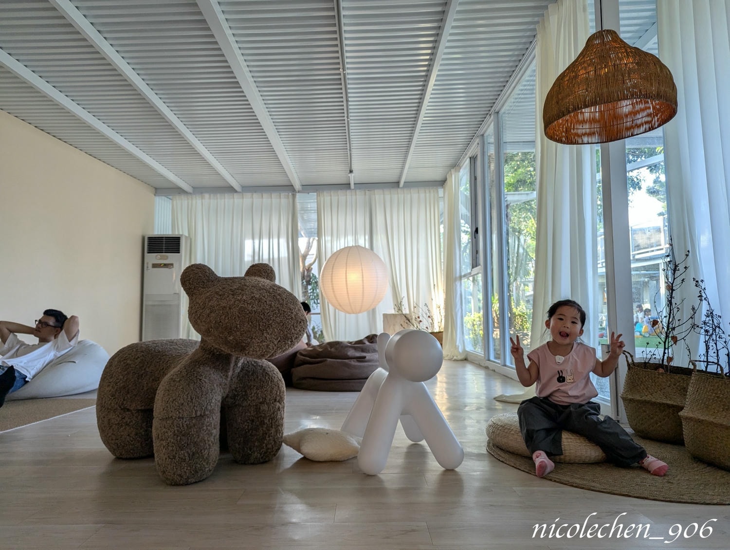 ﹝親子景點﹞彰化好田森林∣彰化親子景點∣寵物友善景點∣可以放電一整天的好所在∣有小朋友超愛的空中卡丁車∣還有室內球池流滑梯讓家長可以偷偷休息∣園區的餐廳選擇多元又好吃∣玩完後還可以去附近的小熊菓子買台式馬卡龍∣ - 第35張圖