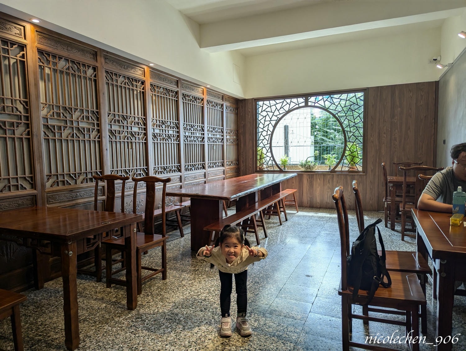 ﹝親子景點﹞屏東潮州鐵道園區∣潮州美食∣潮州景點∣屏東親子景點∣屏東一日遊∣火車迷必來景點∣小朋友最愛的餵動物∣刺激坑爹車 雲霄飛車∣佔地很廣可以盡情跑跑∣ - 第38張圖
