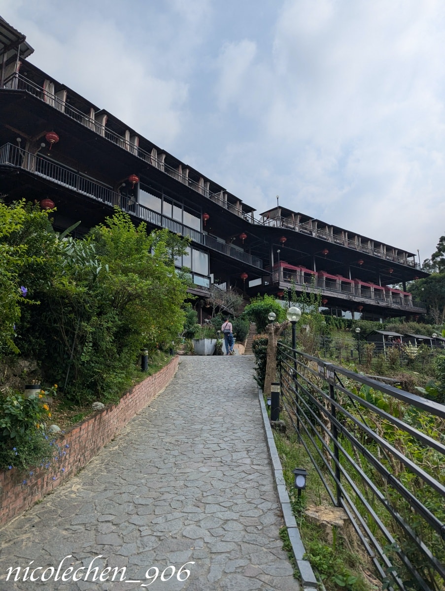 ﹝親子景點﹞嘉義景點∣中埔萌寵村親子樂園∣小朋友最愛的餵動物∣多個免費遊樂設施∣可以放電半天的好地方∣嘉義親子景點∣放電完再去附近的足湯餐廳吃飯∣台版神隱少女油屋 清豐濤月∣ - 第42張圖