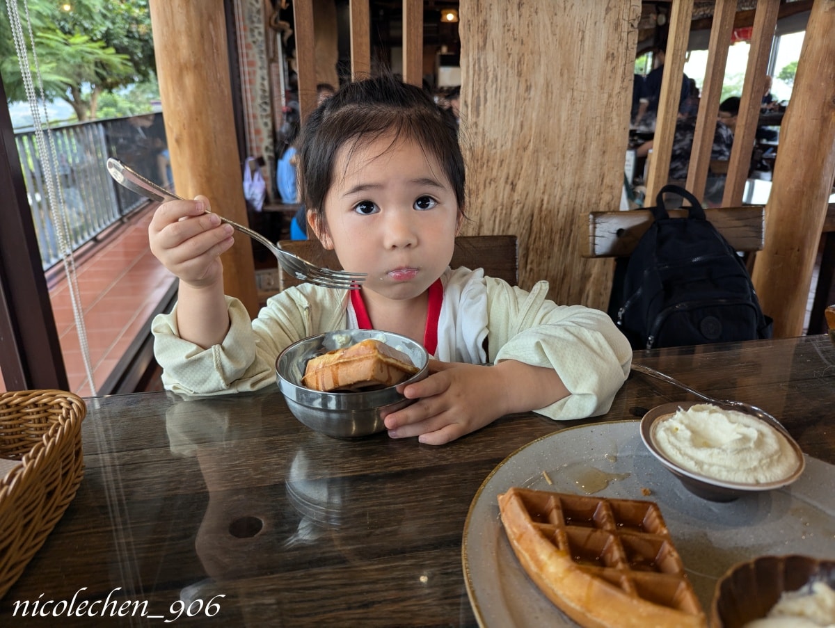 ﹝親子景點﹞嘉義景點∣中埔萌寵村親子樂園∣小朋友最愛的餵動物∣多個免費遊樂設施∣可以放電半天的好地方∣嘉義親子景點∣放電完再去附近的足湯餐廳吃飯∣台版神隱少女油屋 清豐濤月∣ - 第56張圖