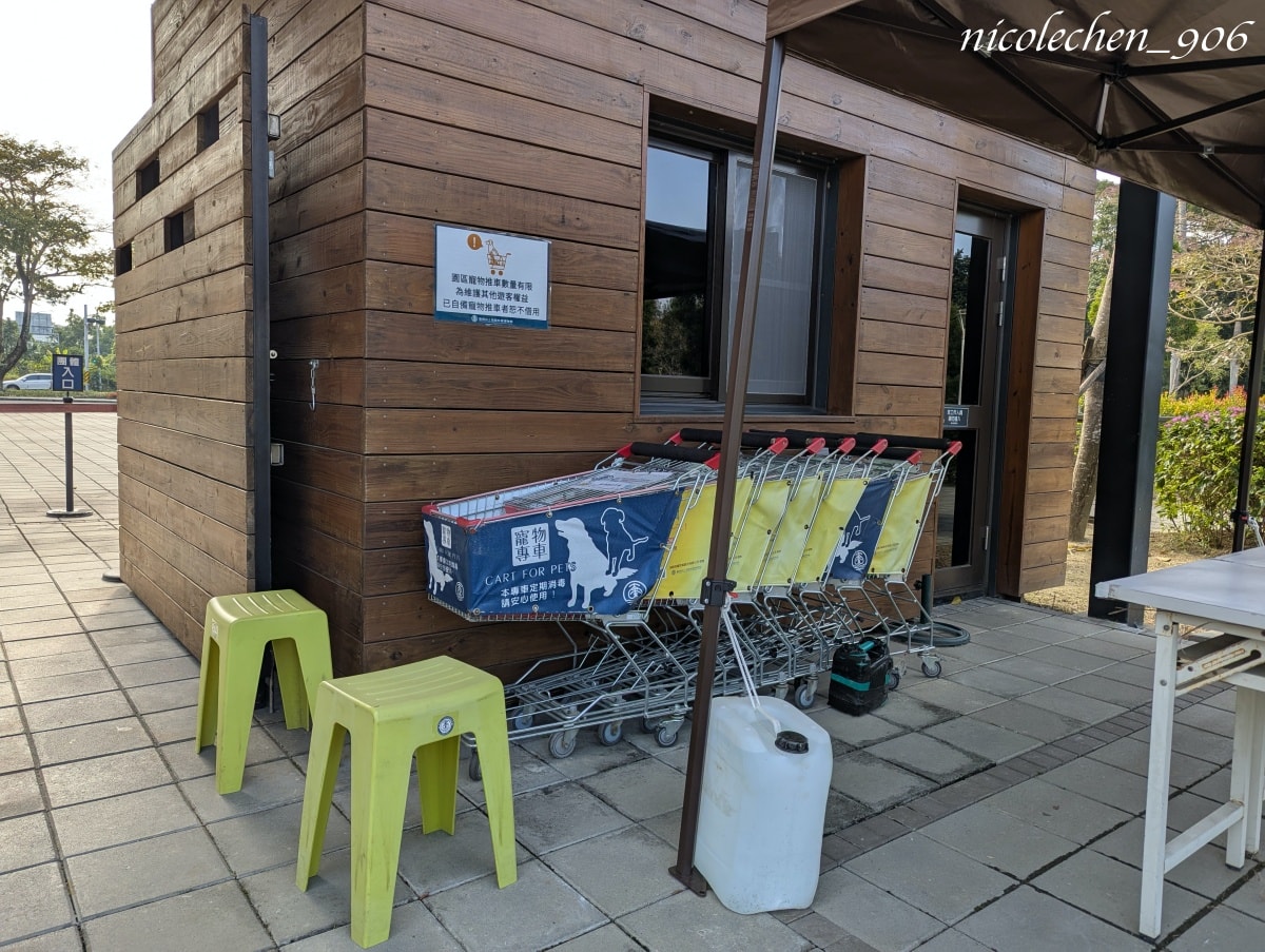 ﹝親子景點﹞台南景點∣山上區花園水道博物館∣寵物友善∣夏天可以玩水∣有森林區也有漂亮的藝術花園∣園區有三間餐廳∣放電完再去木瓜媽吃鯛魚燒∣多種口味鯛魚燒超好吃∣台南親子景點∣ - 第5張圖
