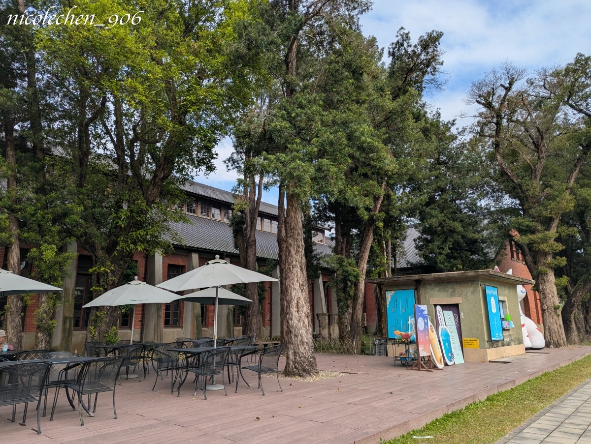 ﹝親子景點﹞台南景點∣山上區花園水道博物館∣寵物友善∣夏天可以玩水∣有森林區也有漂亮的藝術花園∣園區有三間餐廳∣放電完再去木瓜媽吃鯛魚燒∣多種口味鯛魚燒超好吃∣台南親子景點∣ - 第31張圖