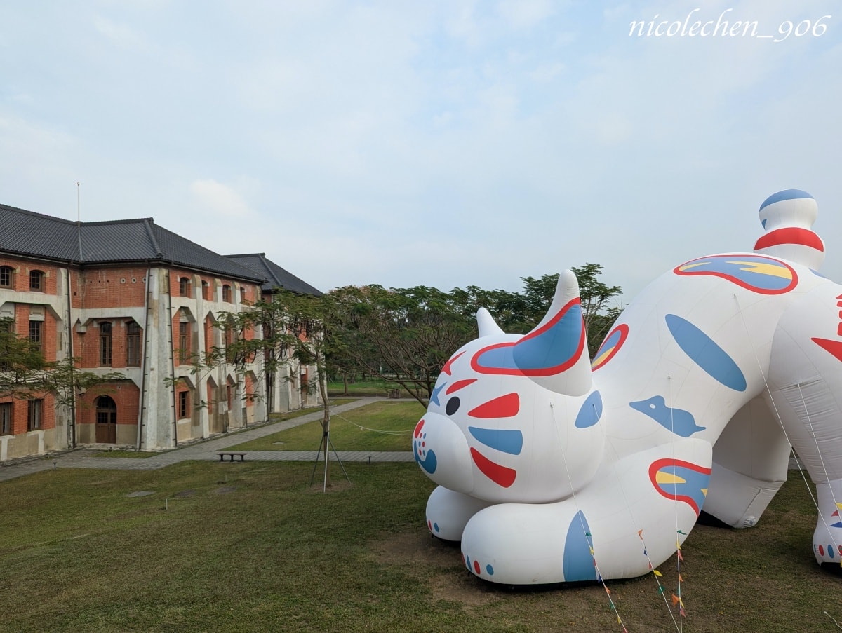 ﹝親子景點﹞台南景點∣山上區花園水道博物館∣寵物友善∣夏天可以玩水∣有森林區也有漂亮的藝術花園∣園區有三間餐廳∣放電完再去木瓜媽吃鯛魚燒∣多種口味鯛魚燒超好吃∣台南親子景點∣ - 第30張圖