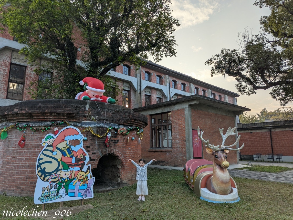 ﹝親子景點﹞台南景點∣山上區花園水道博物館∣寵物友善∣夏天可以玩水∣有森林區也有漂亮的藝術花園∣園區有三間餐廳∣放電完再去木瓜媽吃鯛魚燒∣多種口味鯛魚燒超好吃∣台南親子景點∣ - 第42張圖