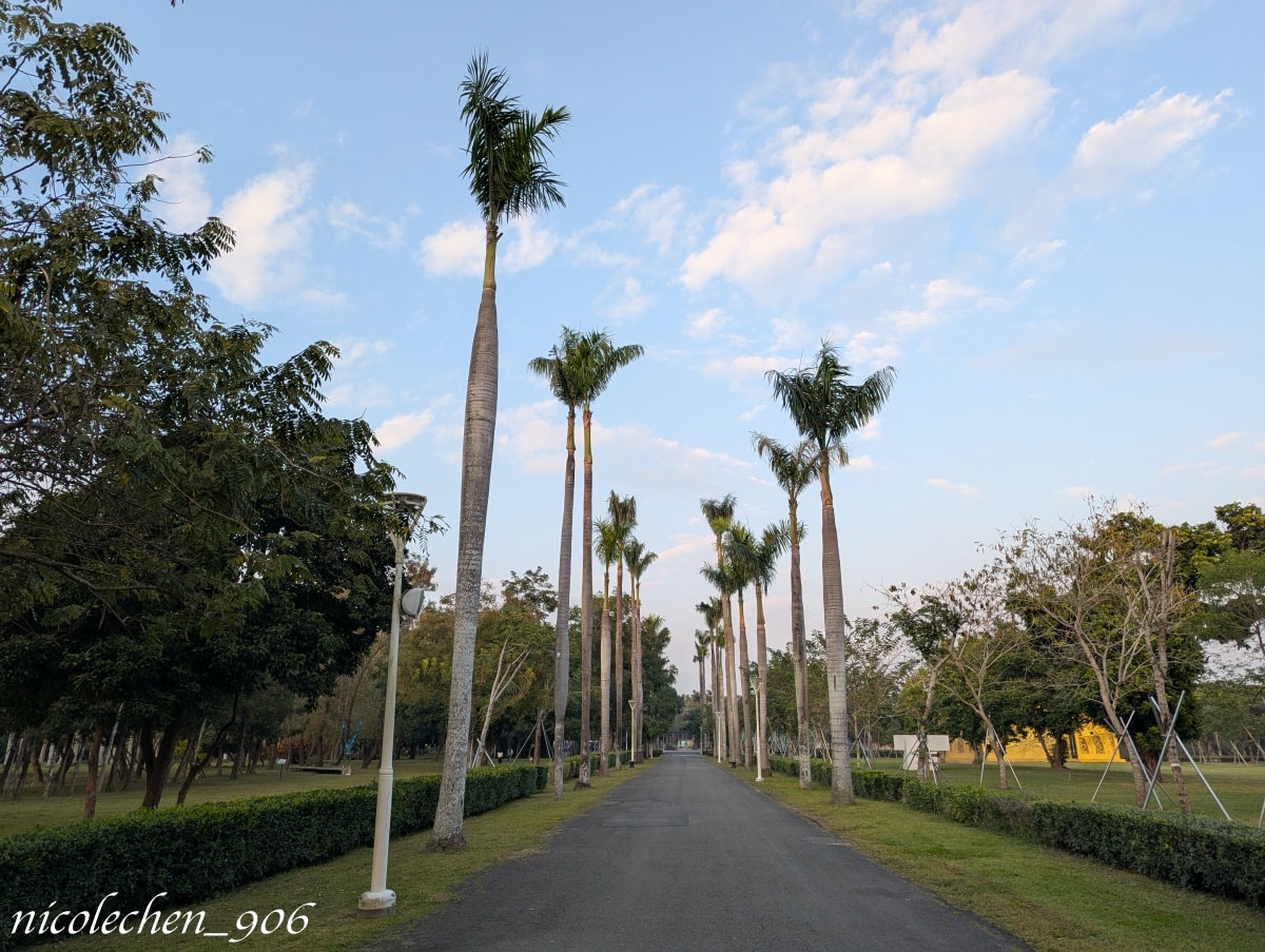 ﹝親子景點﹞台南景點∣山上區花園水道博物館∣寵物友善∣夏天可以玩水∣有森林區也有漂亮的藝術花園∣園區有三間餐廳∣放電完再去木瓜媽吃鯛魚燒∣多種口味鯛魚燒超好吃∣台南親子景點∣ - 第13張圖
