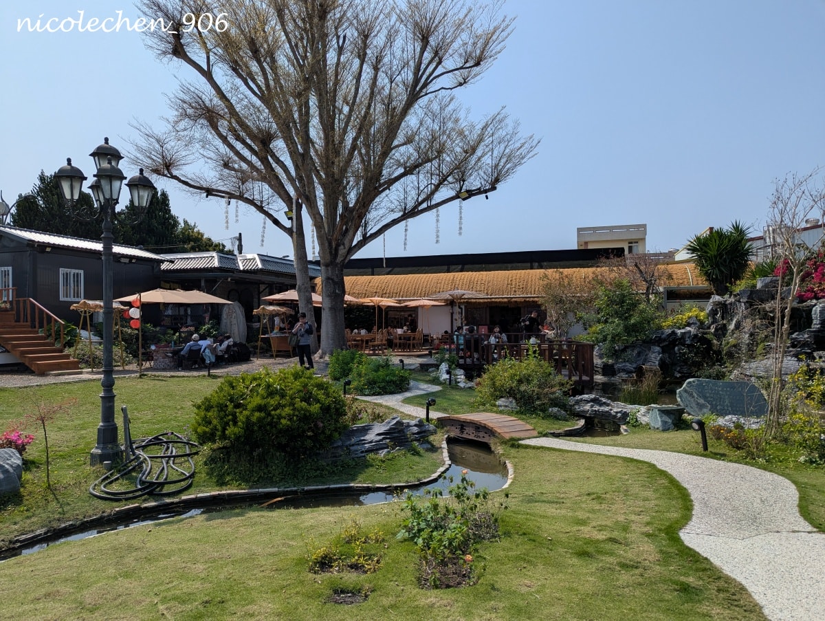 ﹝彰化食記﹞花佈院∣一間好吃又好拍的網美餐廳∣圍爐煮茶、烤魚、火鍋、肉夾饃∣吃完還可以騎腳踏車逛田尾∣寵物友善餐廳∣ - 第25張圖